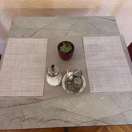 Baron Gautsch 3*
