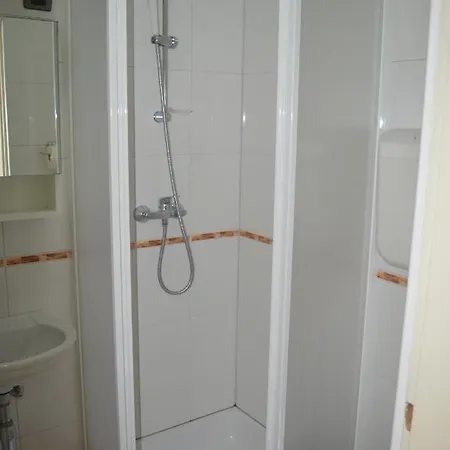 Baron Gautsch 3*